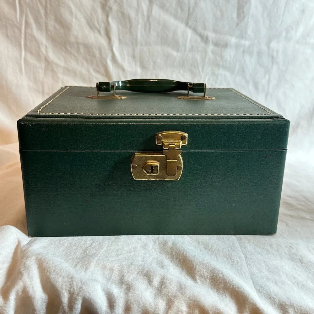 Vintage Jewelry Box Forest Green Good Faux Leather Brass Latch Top Handle Case